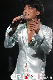 周华健照片,光影中的音乐传奇